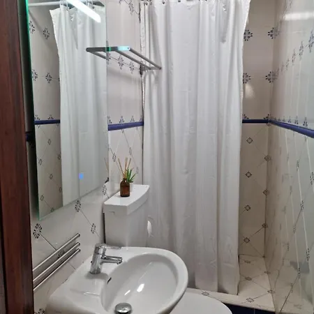 The Yellow House * Portimão