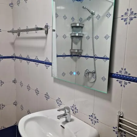 The Yellow House Gasthof Portimão