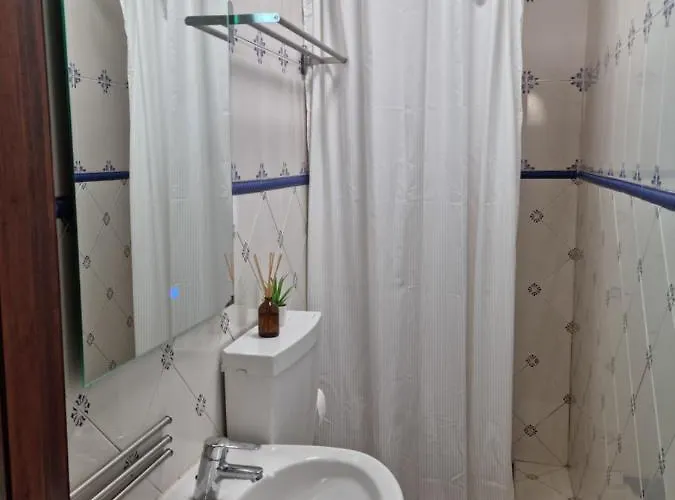 The Yellow House * 波尔蒂芒