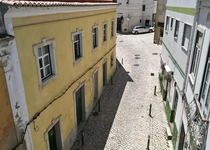 The Yellow House * 波尔蒂芒