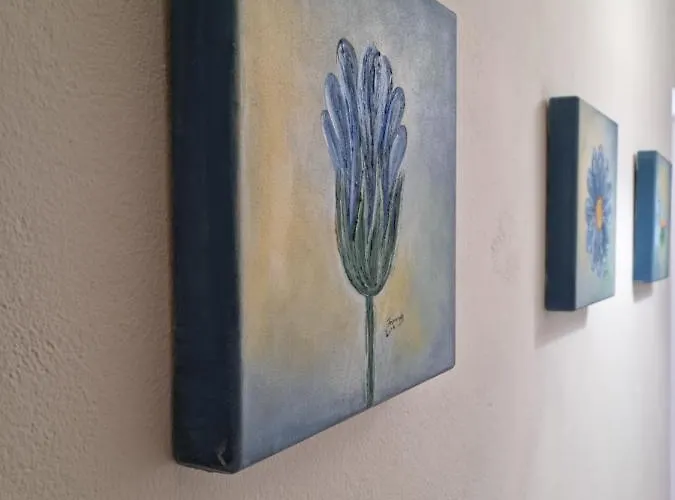 The Yellow House Portimão