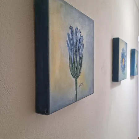 The Yellow House Portimão